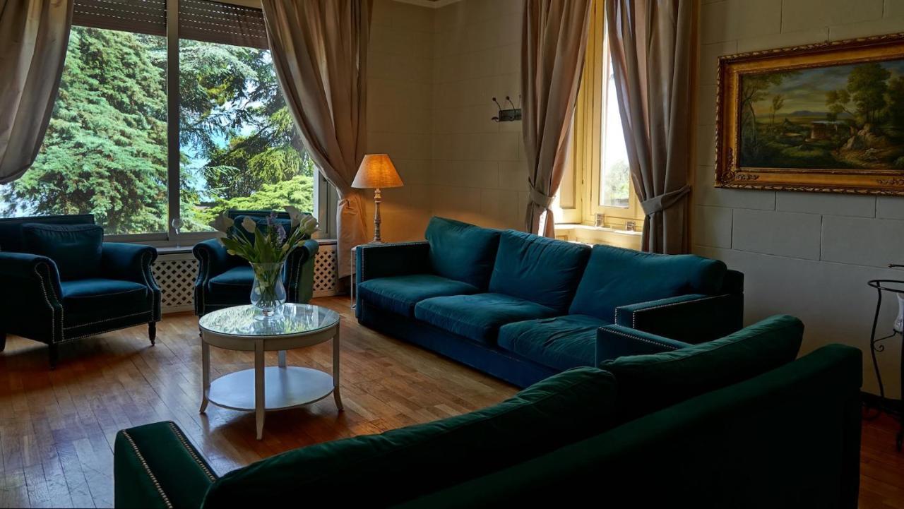Villa Mimosa Au Lac - Estella Hotels Italia توسكولانو ماديرنو المظهر الخارجي الصورة