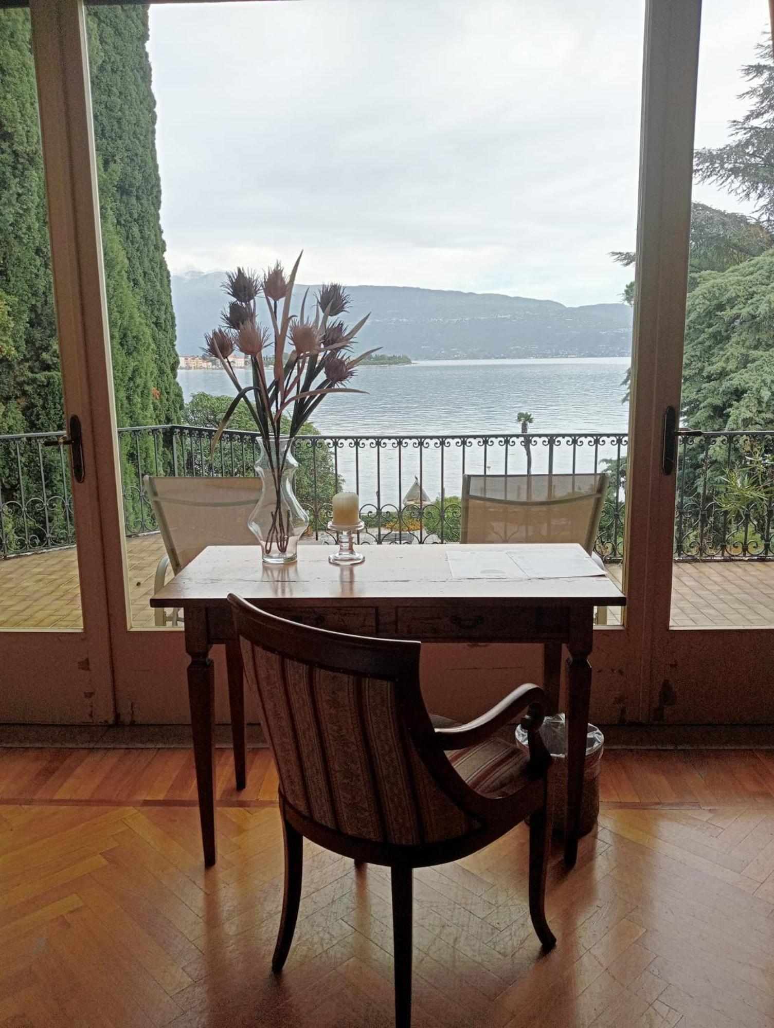 Villa Mimosa Au Lac - Estella Hotels Italia توسكولانو ماديرنو المظهر الخارجي الصورة