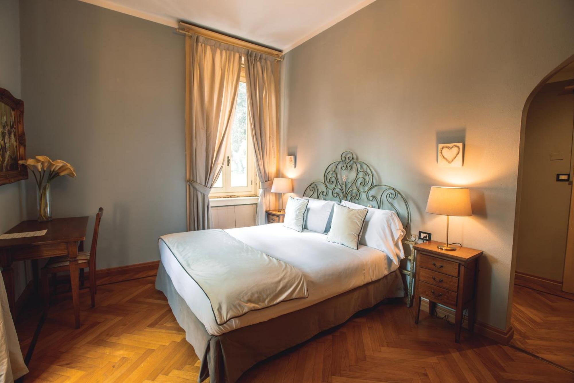 Villa Mimosa Au Lac - Estella Hotels Italia توسكولانو ماديرنو المظهر الخارجي الصورة
