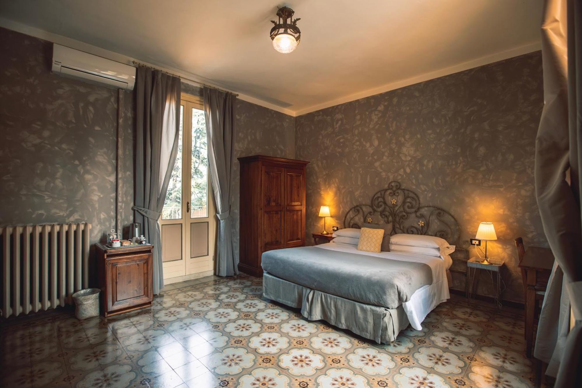 Villa Mimosa Au Lac - Estella Hotels Italia توسكولانو ماديرنو المظهر الخارجي الصورة